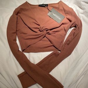 NWT Pretty Little Thing crossover crop top